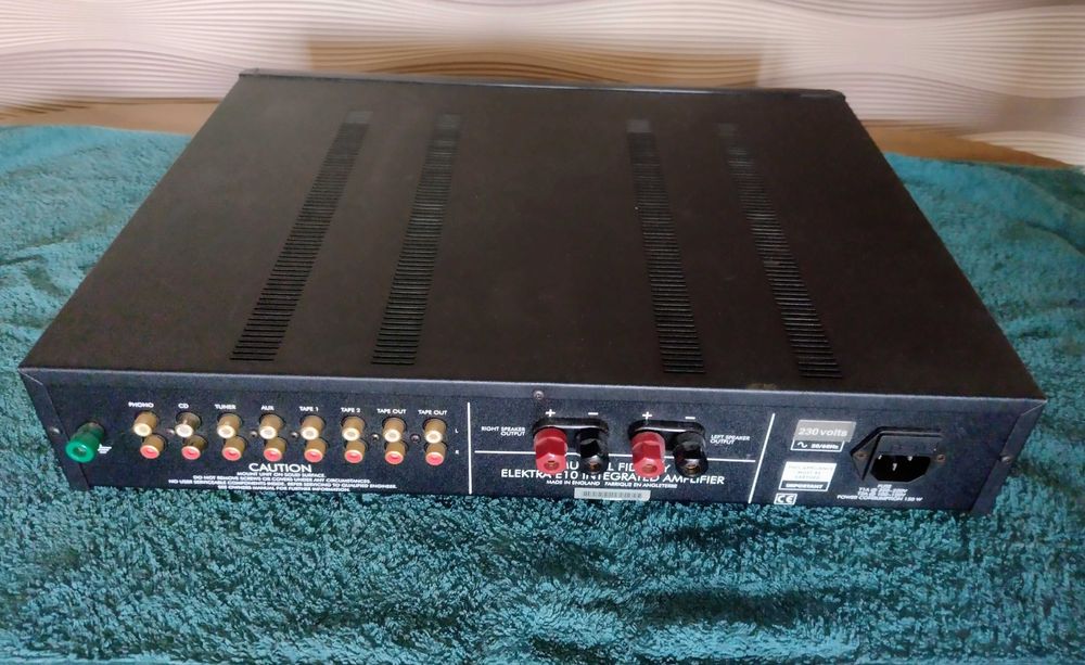 Musical Fidelity E10 - Wzmacniacz stereo