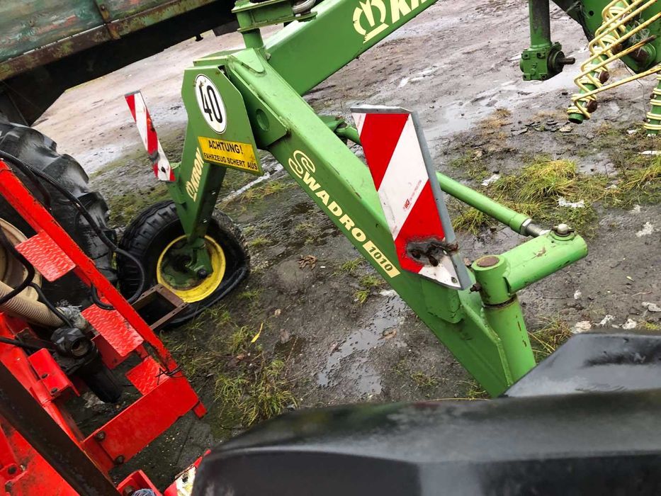 Валкоутворювач Krone Swadro-1010