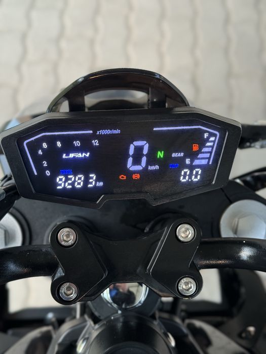 Lifan kps 200 чорний