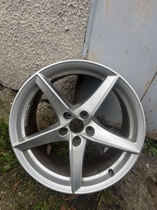 Audi a5 a4 b9 r19 диск