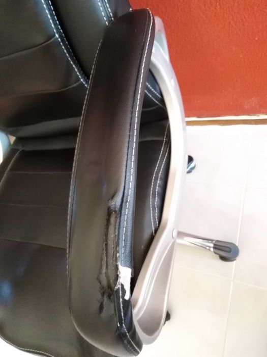 Cadeira de Escritório Negra