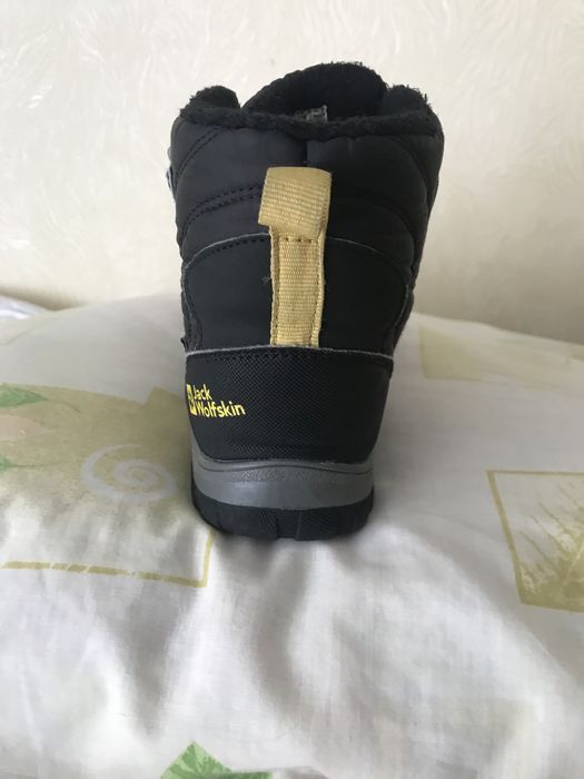 Продам дитячі ботінки Jack Wolfskin