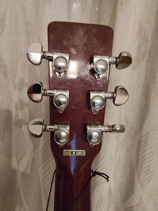 Guitarra acústica Aspen, modelo A118-1 fabricada na Coreia