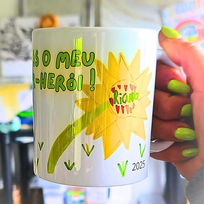 Canecas únicas com os desenhos das crianças – Prenda Personalizada