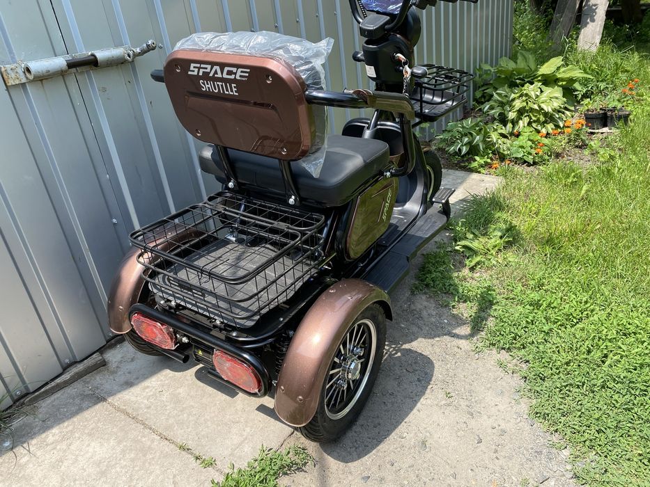 Новий електроскутер SPACE TITAN