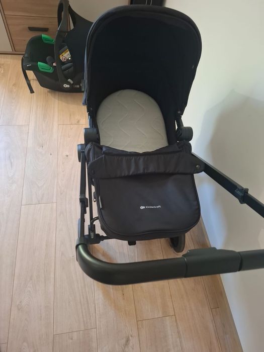 Wielofunkcyjny wózek dziecięcy Kinderkraft Newly 3w1