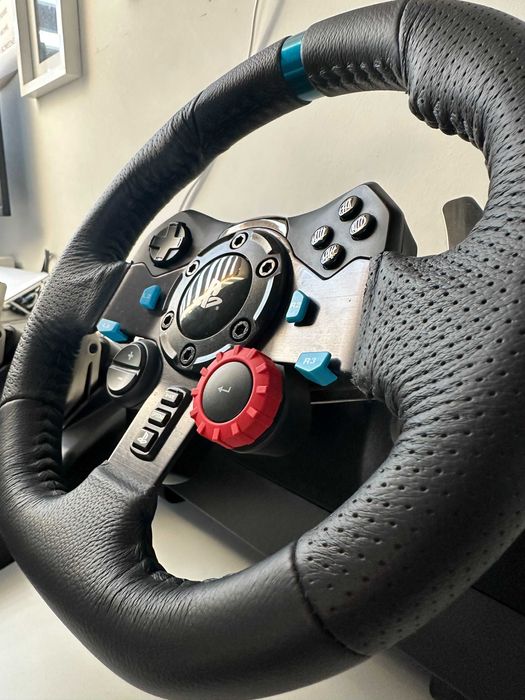 Kierownica Logitech G29 - jak nowa, praktycznie nieużywana simracing