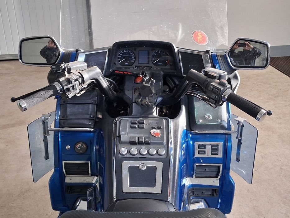 Sprzedam  hondę goldwing 1500 93r