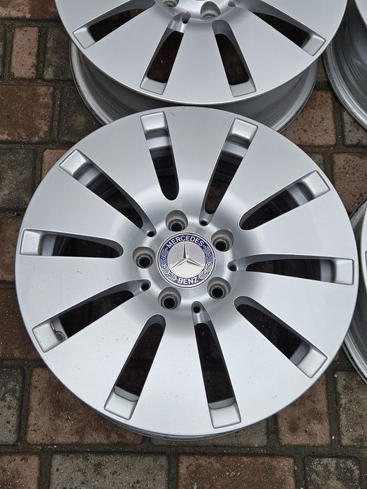 Ковка Mercedes R16