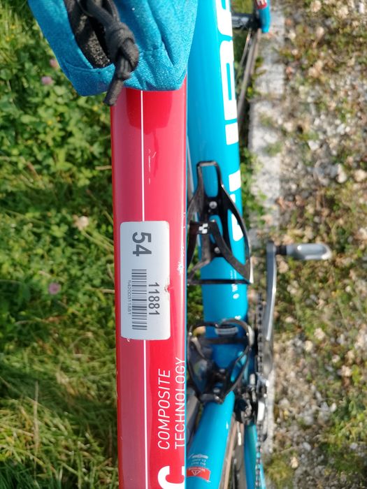 Roz. 54 cube attain gtc carbon | ultegra 2×11 | dt swiss er1600 | magene