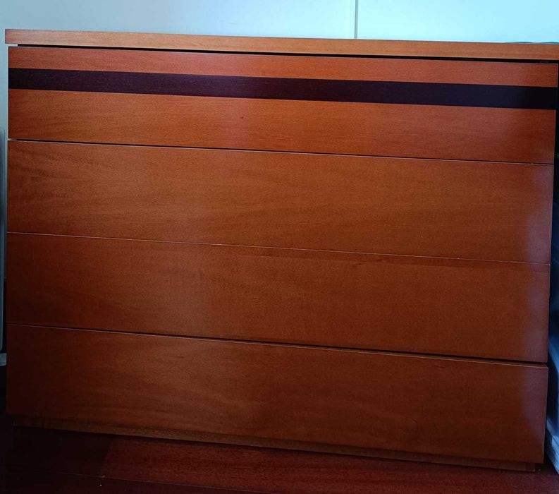 Mobília de Quarto de Casal em Cerejeira – Conjunto Completo