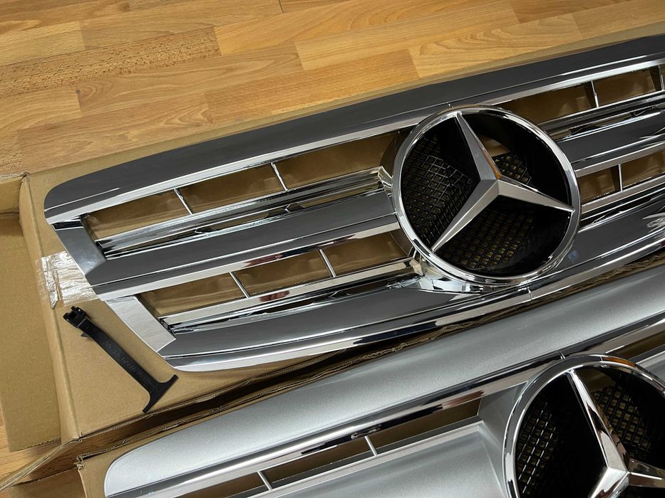 Решетка s 220 w220 рестайлинг 2002-2005 года S63 AMG Mercedes