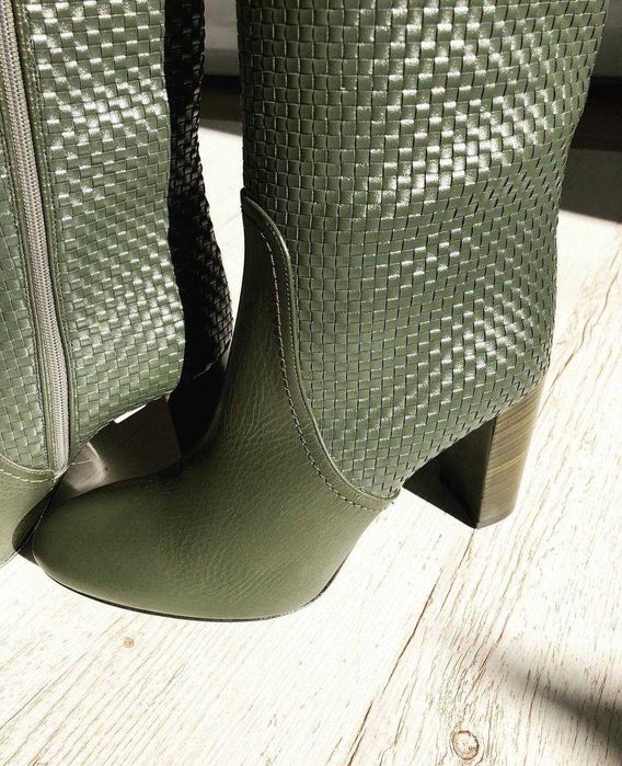 Чоботи на каблуку ALBANO