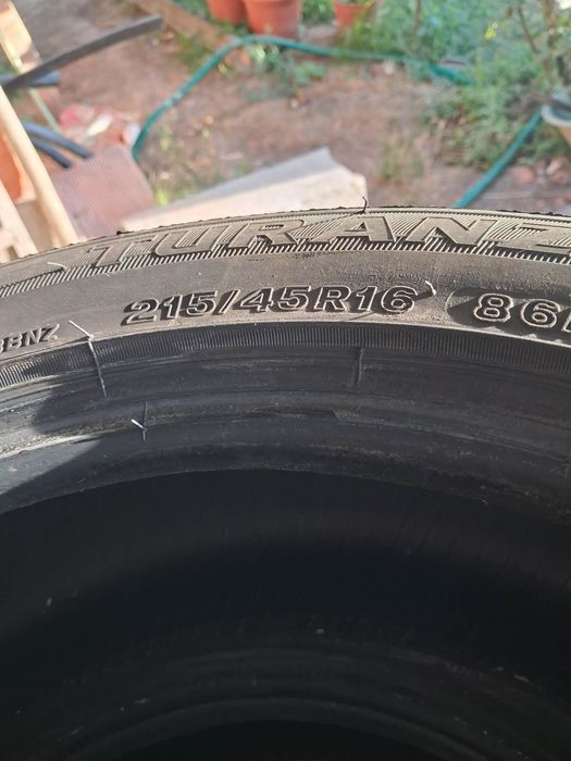 Vendo pneus  turanza r16