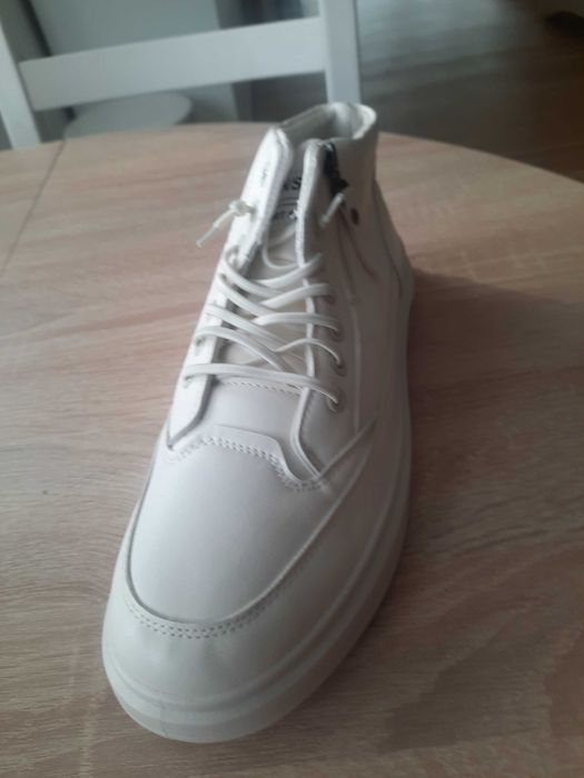 Buty męskie sportowe