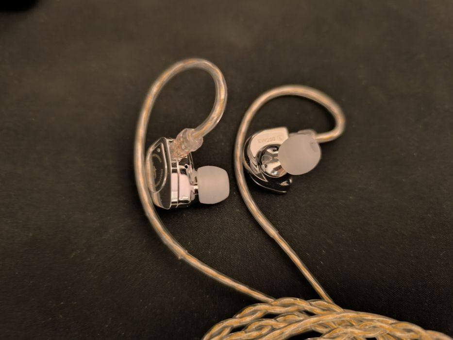 Auriculares Simgot EW200