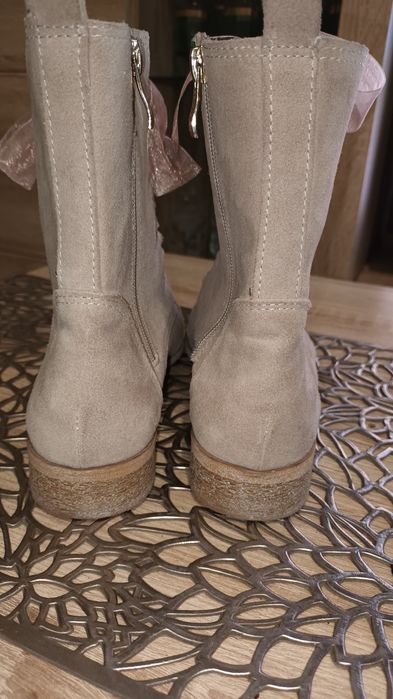 Eleganckie botki Booci 37.