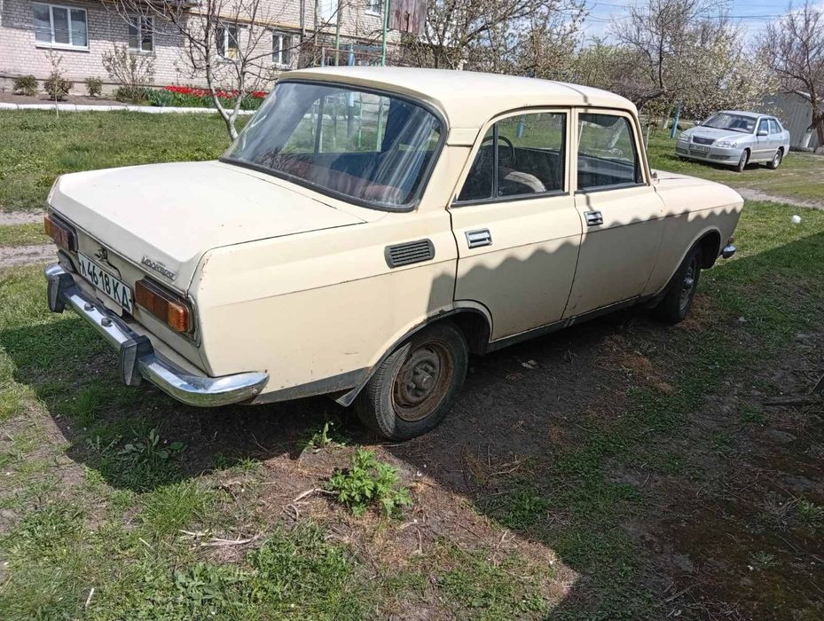 Продам Москвич 2140