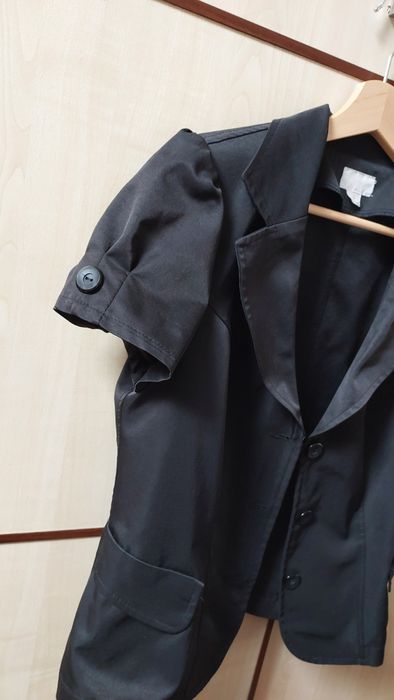 Czarna koszula, żakiecik