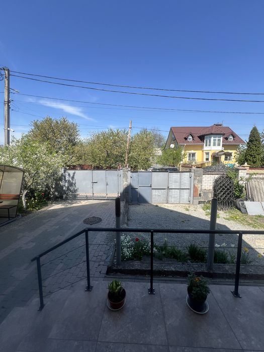 Продаж 2-х будинків на Максютова для  2-х сімей