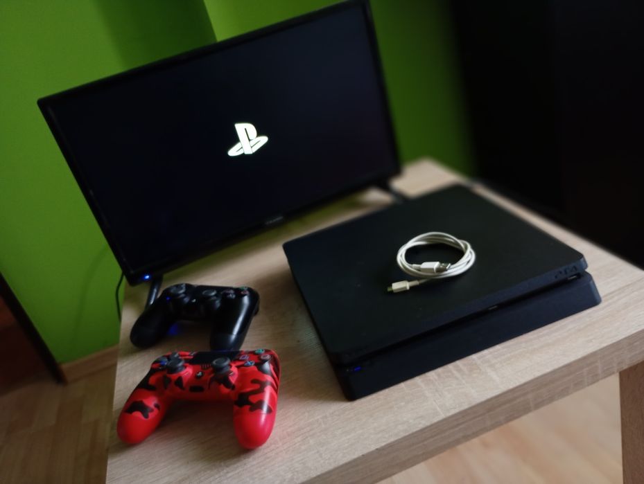 PlayStation 4 slim 500 GB + telewizor
