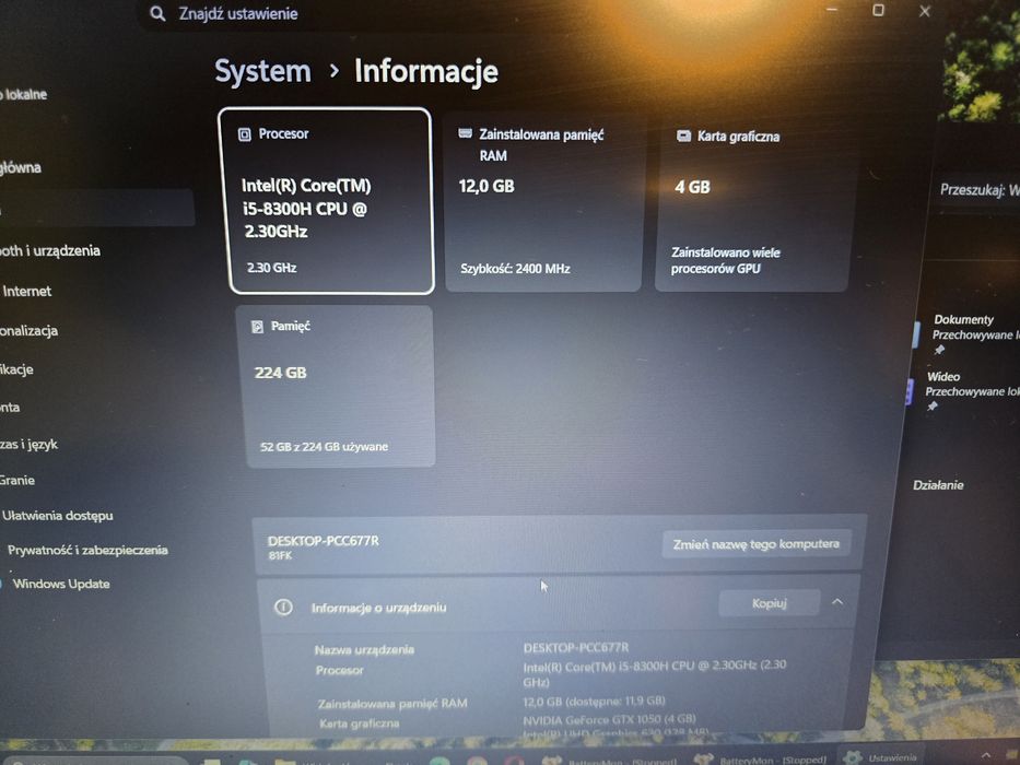 Laptop LENOVO IDEAPAD 330-15ICH 81FK 15,6 " I5 RAM 12 GB + ZASILACZ