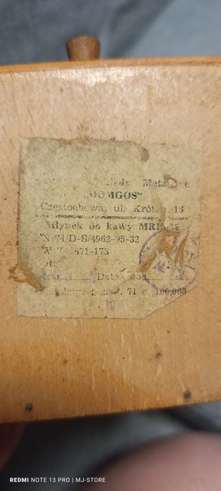 Ręczny młynek do kawy vintage