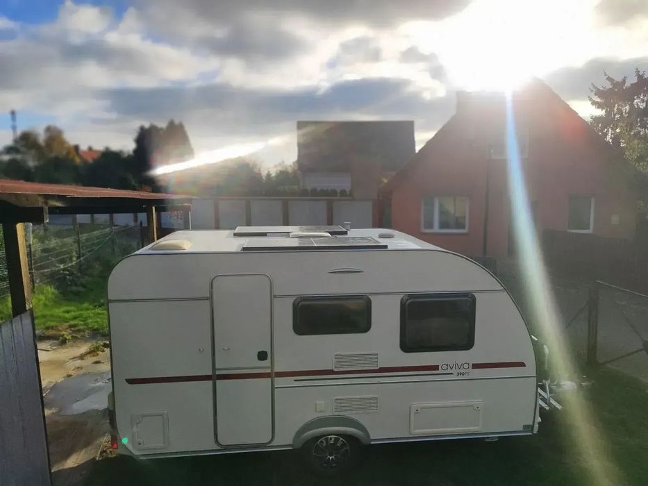 Adria Aviva 390 PS  Przyczepa znakomitej firmy Adria stan idealny prywatna przyczepa lekka