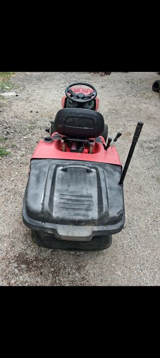 Tractor corta relva 16cv com cesto de recolha