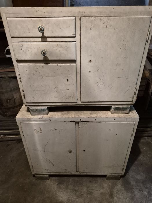 Szafki kuchenne PRL.