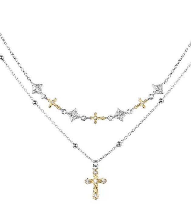 Colar Cruz Dupla – Prata 925 com Detalhes em Ouro e Estrelas