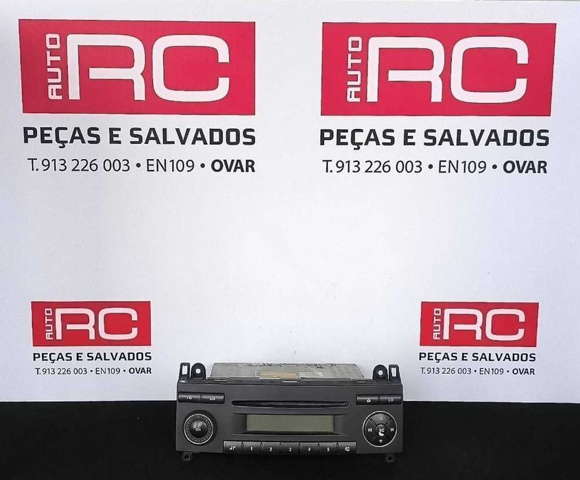 Rádio / Auto Rádio A9068200286 - MERCEDES-BENZ VITO Caixa