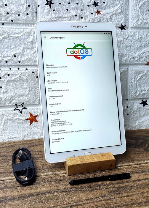 Планшет Samsung 10 дюймів