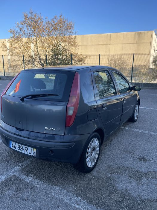 Fiat Punto Ano 2001