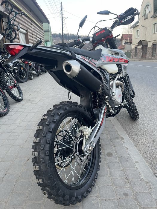 Мотоцикл KAYA TURRUT X12 300cc