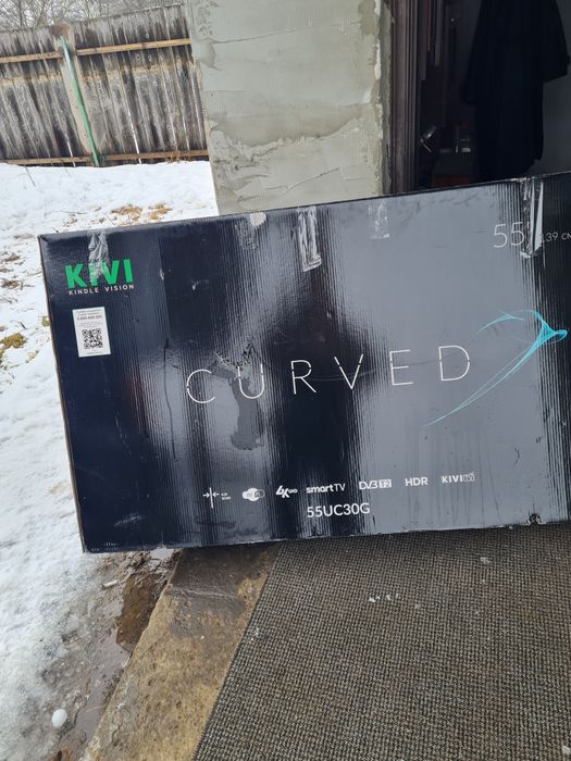 Телевізор Kiwi 55 дюймів Smart TV YouTube вигнутий екран в гарному ста