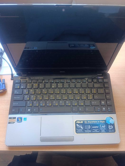 Нетбук Asus Eee Pc 1215 b