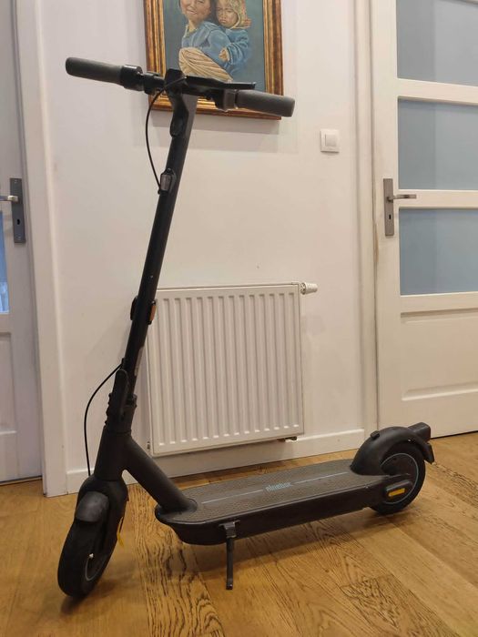 sprzedam hulajnogę elektryczną ninebot