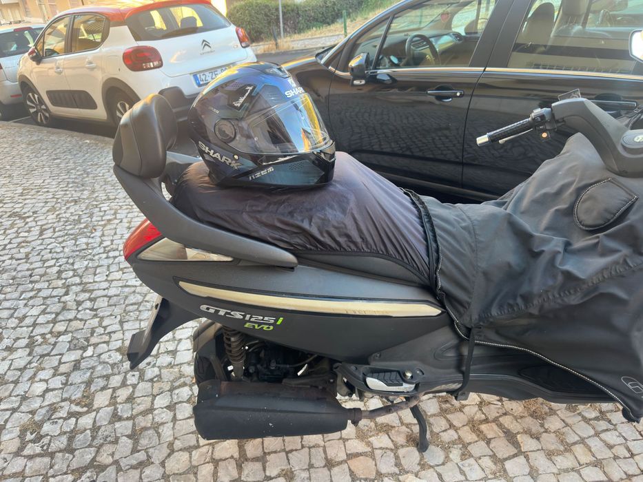 Vendo sym 125 - moto a andar mas com problema no motor