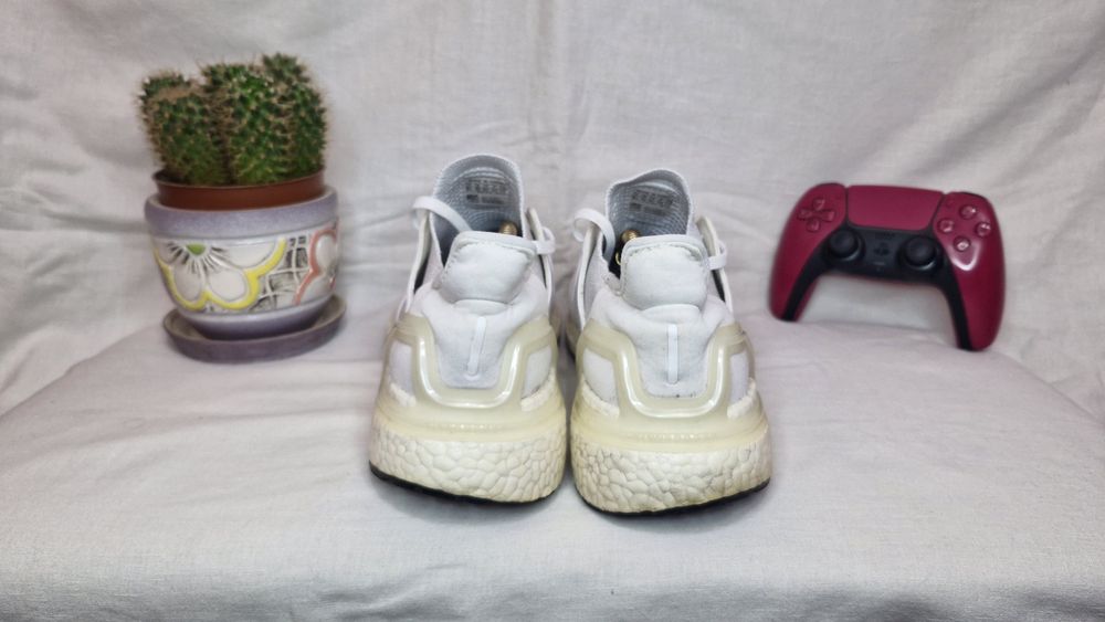 Чоловічі кросівки Adidas Ultraboost.Розмір 44