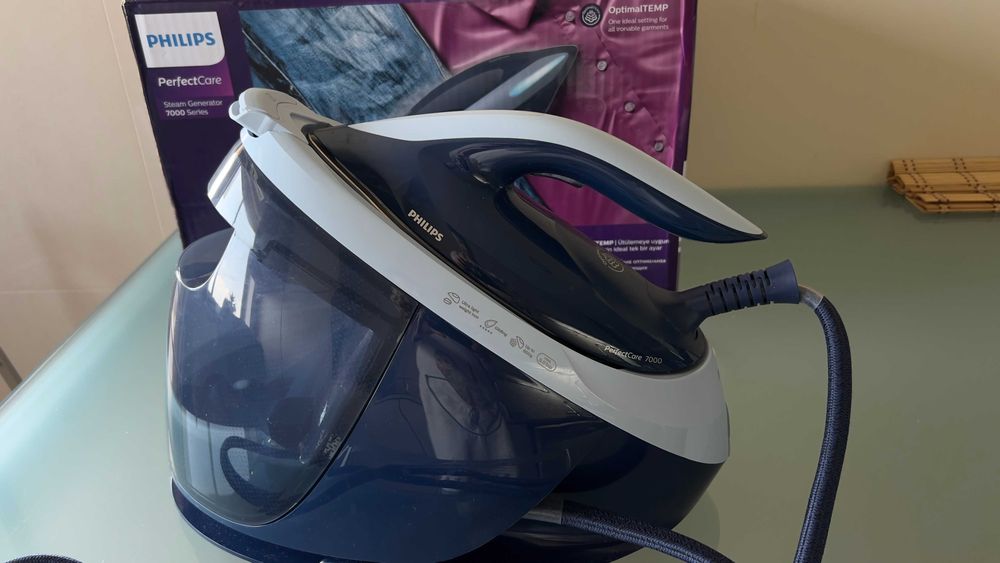 Ferro de engomar Philips PerfectCare Steam Generator 7000 Series – Como novo