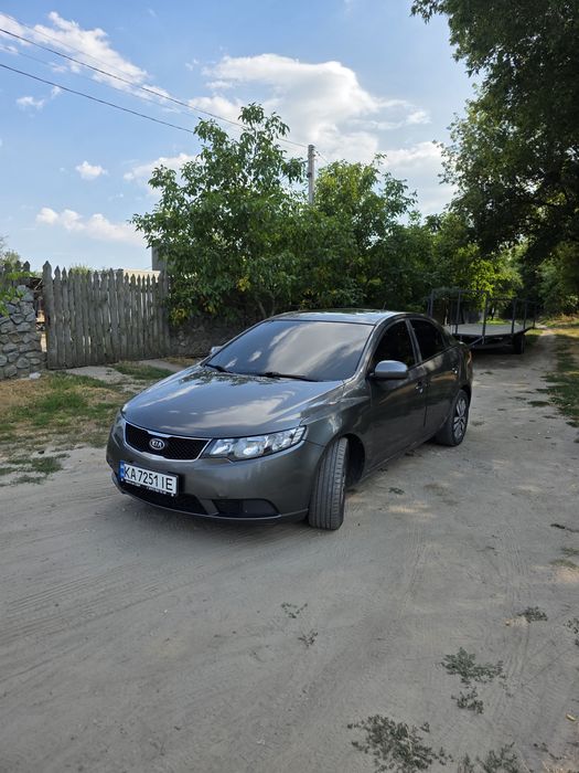 KIA Forte/Cerato 2012