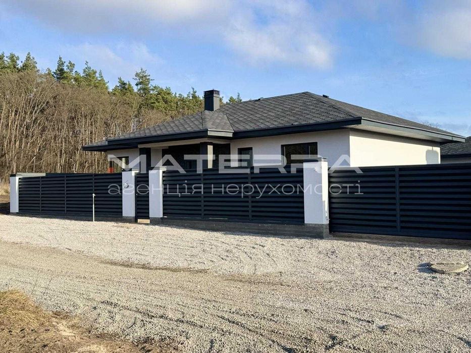 Круглик - Віта-Поштова Продаж будинку з краєвидом на ліс, під чистове