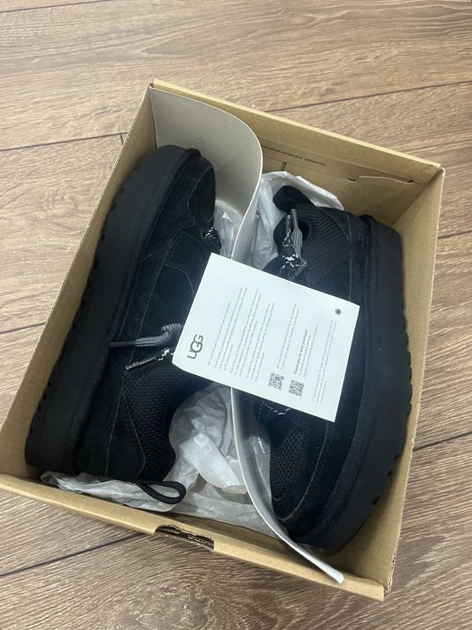 Кросівки UGG Lo Lowmel чорні, нові!