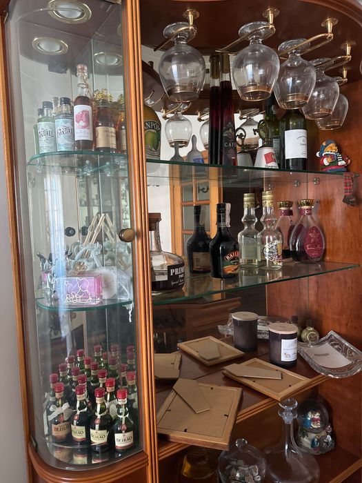 Móvel/bar de madeira cerejeira pura