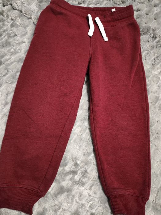 Spodnie dresowe r.98