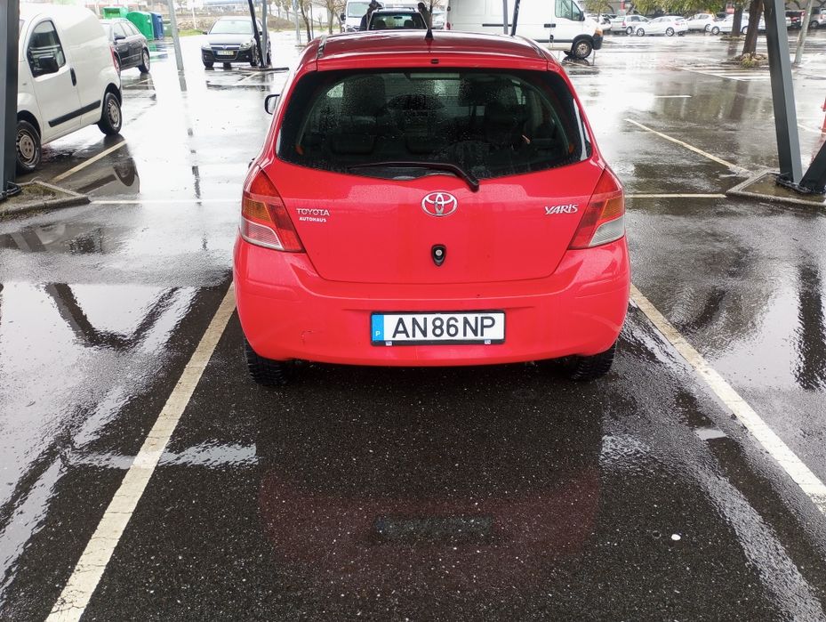 Toyota Yaris 1.0 gasolina 2009