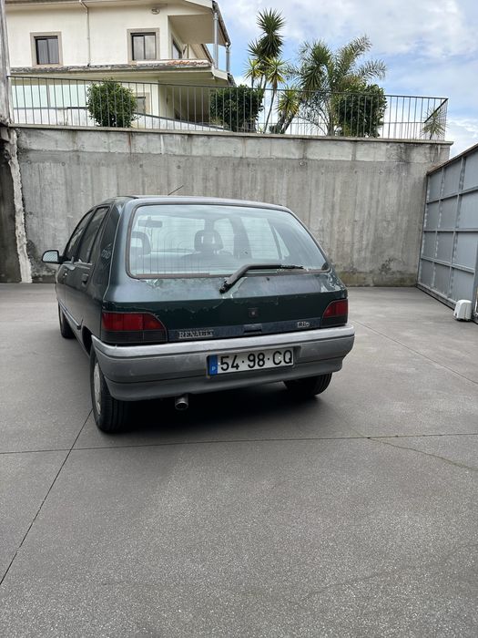 Renault Clio 1993