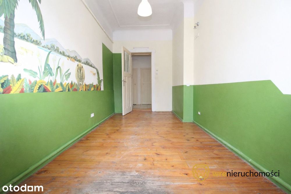 Rozkład, wysoki sufit, obustronne, dwa balkony