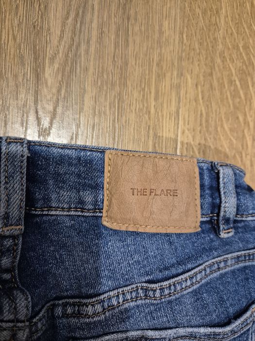 Zara flare spodnie 140 jeansy dzwony